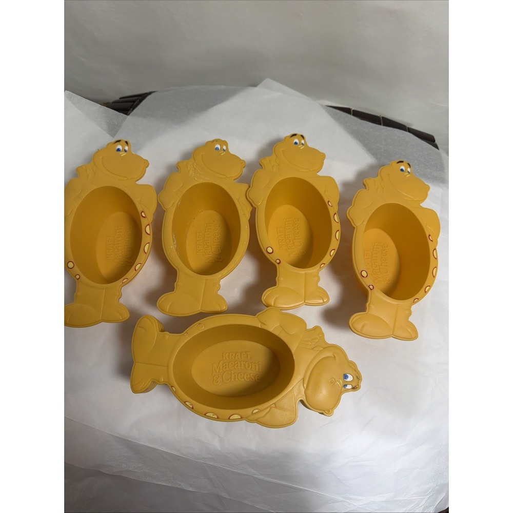 8 Kraft Macaroni and Cheese Dinosaur Bowls Plastic Progressive Cute Hold And Eat